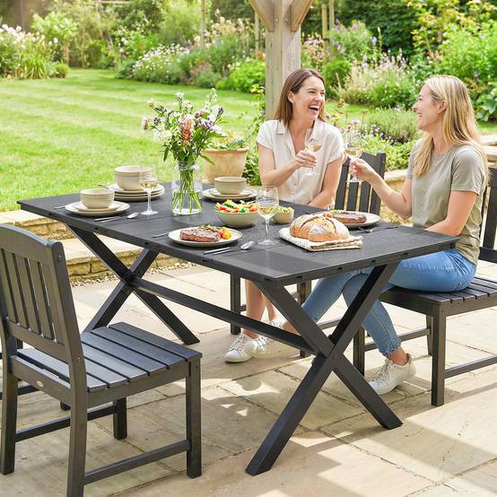 Table à manger de jardin pour 6 personnes, surface HDPE lattes, structure métallique 150x90x74 cm noir - Image 9