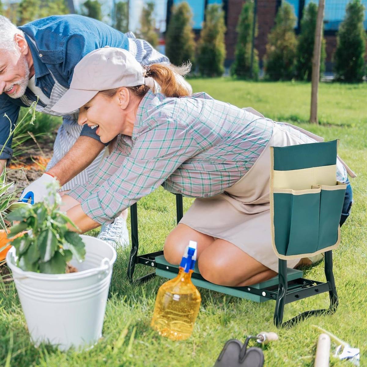Cecaylie Banc De Jardinage 2-en-1 Rembourré EVA – Genouillère Pliable + Tabouret 150 Kg Avec Sac à Outils – Vert