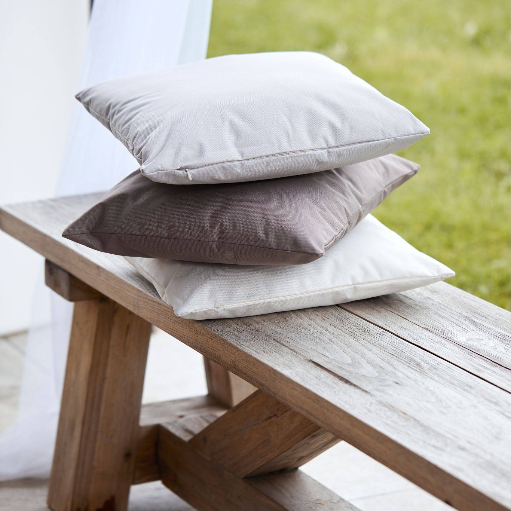 Home Maison - Coussin extérieur imperméable et déhoussable - HOME MAISON - Image 2