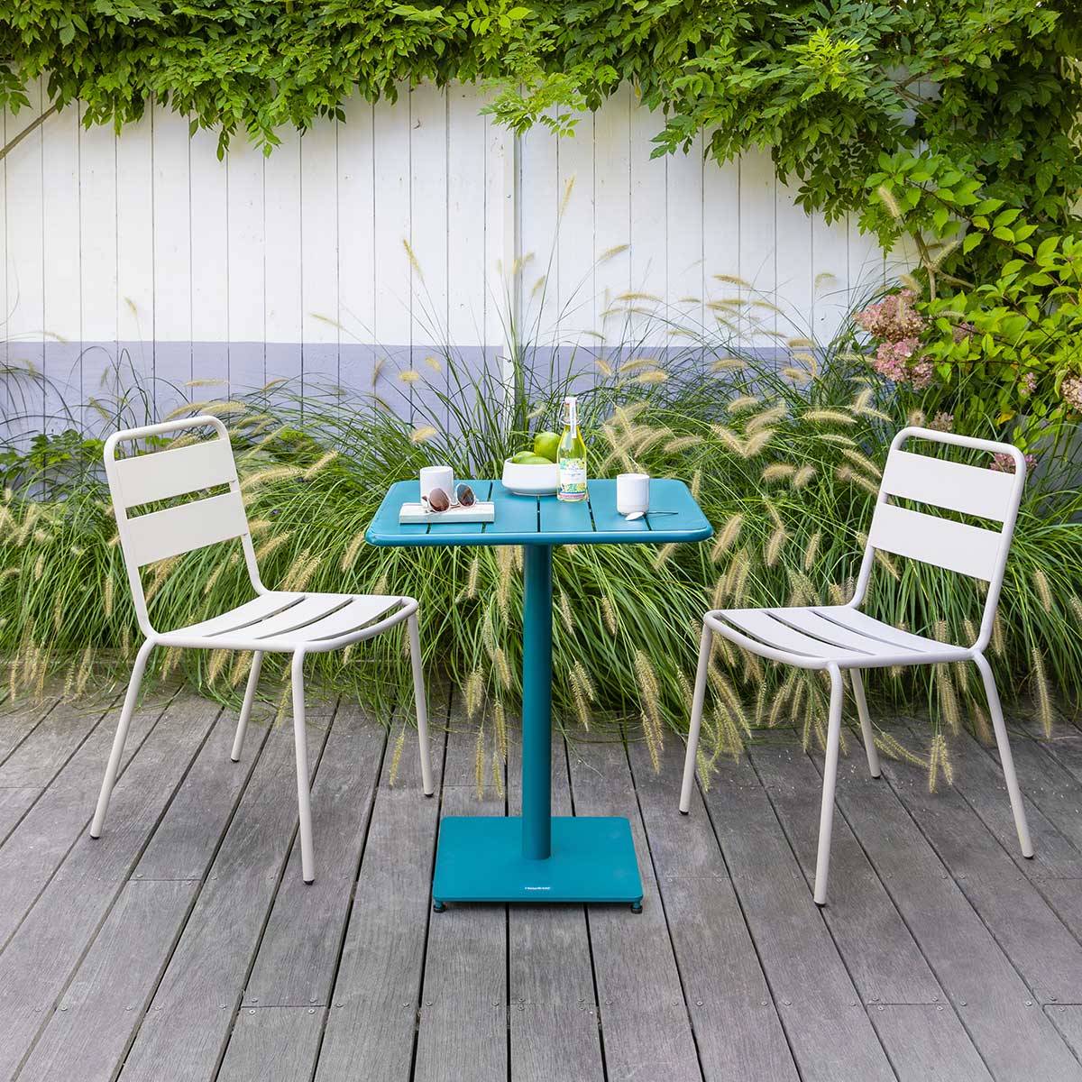 Hesperide - Table de jardin carrée "Phuket" bleu canard 2 places en acier traité époxy Hespéride - Image 3