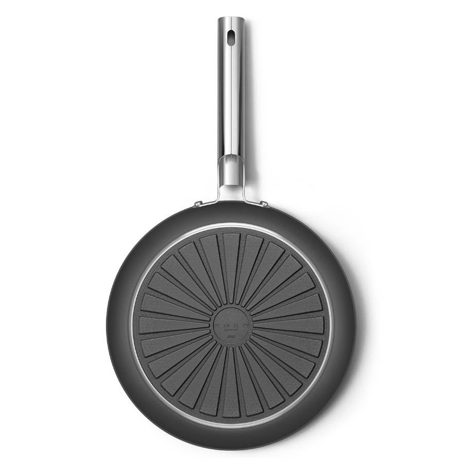 Poêle antiadhésive 30cm noir CKFF3001BLM Smeg - Image 4