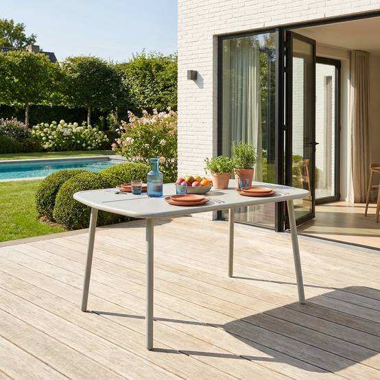 sweeek - Table de jardin aluminium 4-6 places gris - Avelia | sweeek - Image 1