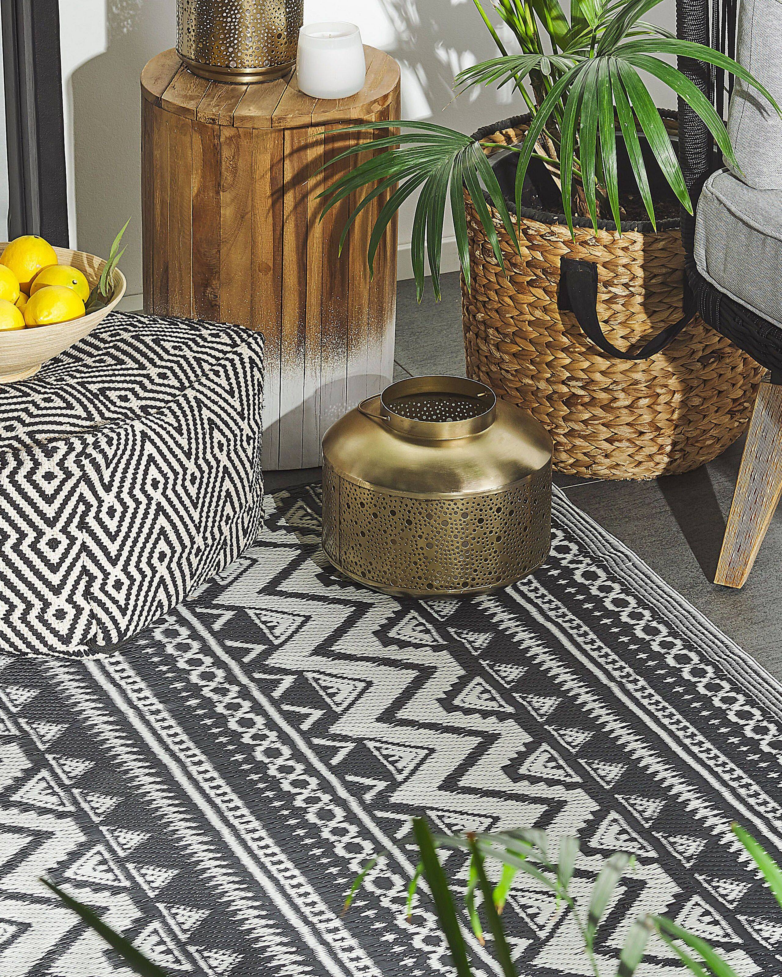 Beliani - Tapis Extérieur et Intérieur Noir et Blanc en Polypropylène Motif ZigZag Ethnique pour Salon ou Terrasse au Style Boho 120 x 180 cm Beliani - Image 2