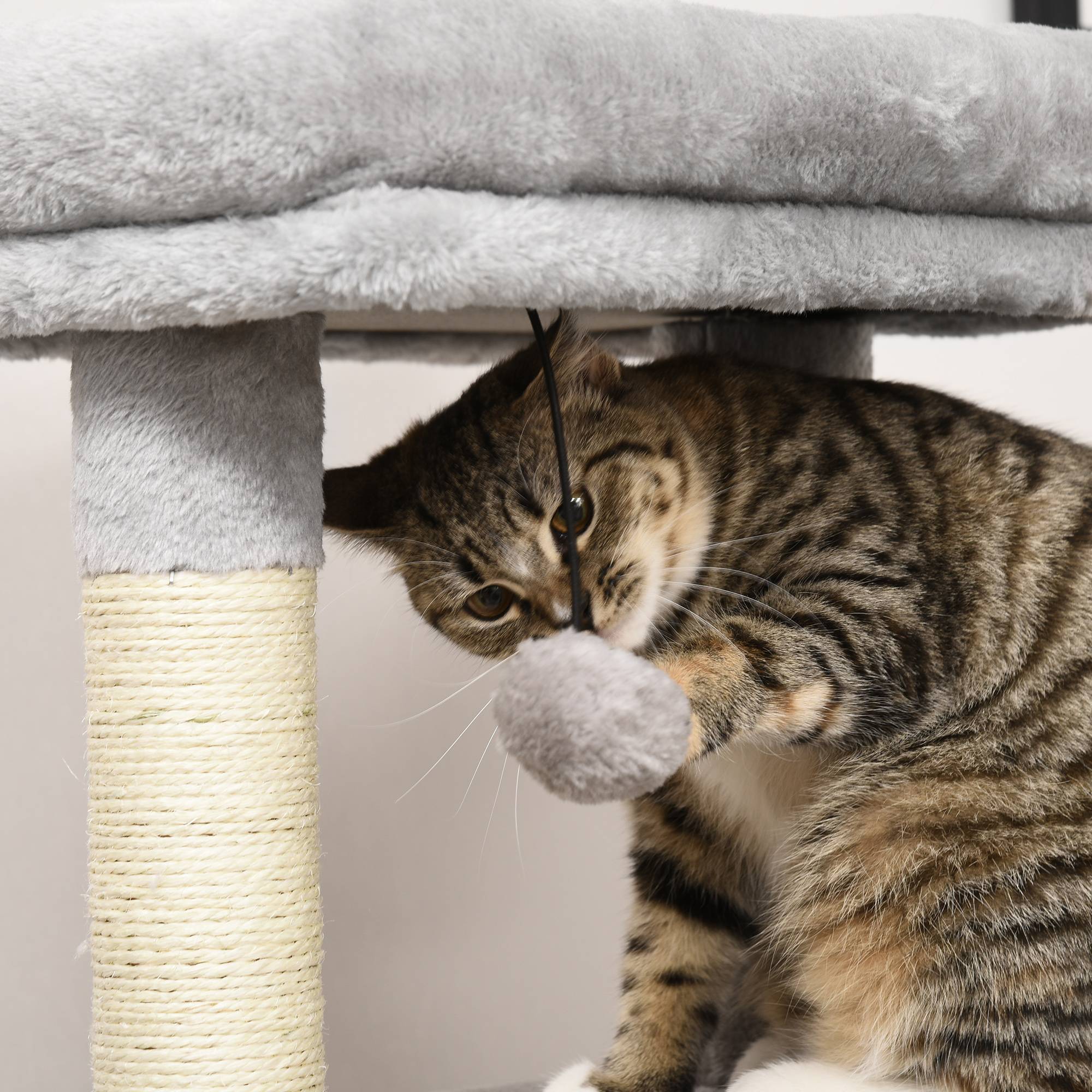 Pawhut - Arbre à chat griffoirs sisal naturel et massant grande niche plateforme panier jeu boule suspendue peluche gris - Image 7