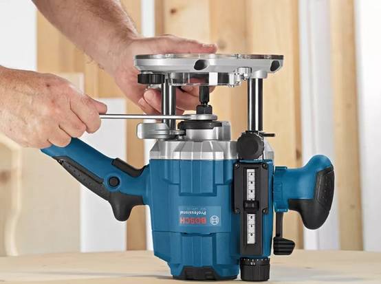 Bosch - Défonceuse BOSCH GOF 1250 CE Professional - 1250W - 6-8mm - 0601626001 - Image 4