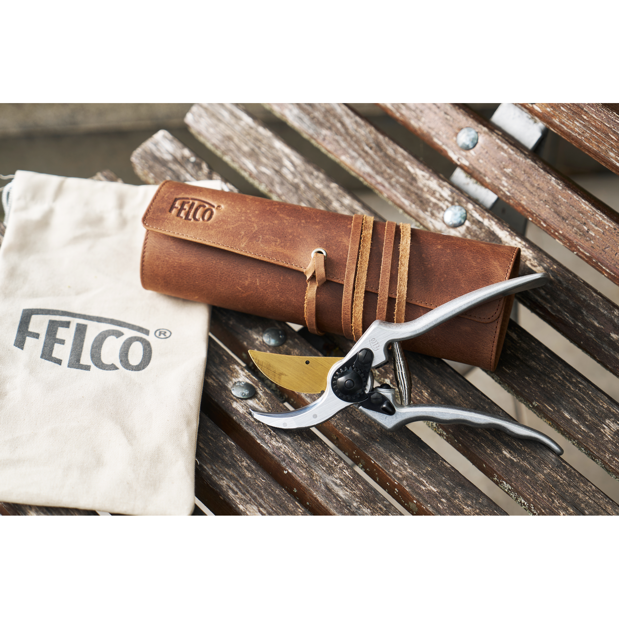 Felco - FELCO 2 Édition spéciale 80e anniversaire, sécateur, lame F-Gold gravée, coupe Ø25 mm, pour grandes mains droites - Image 2