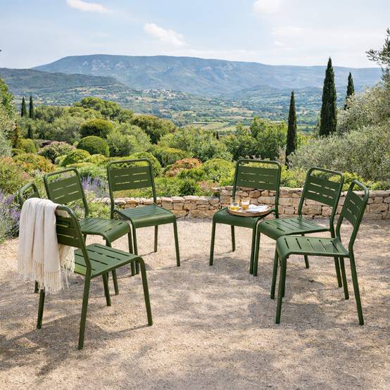 Concept Usine - Lot de 6 chaises de jardin empilables vertes BERGAME - Image 4