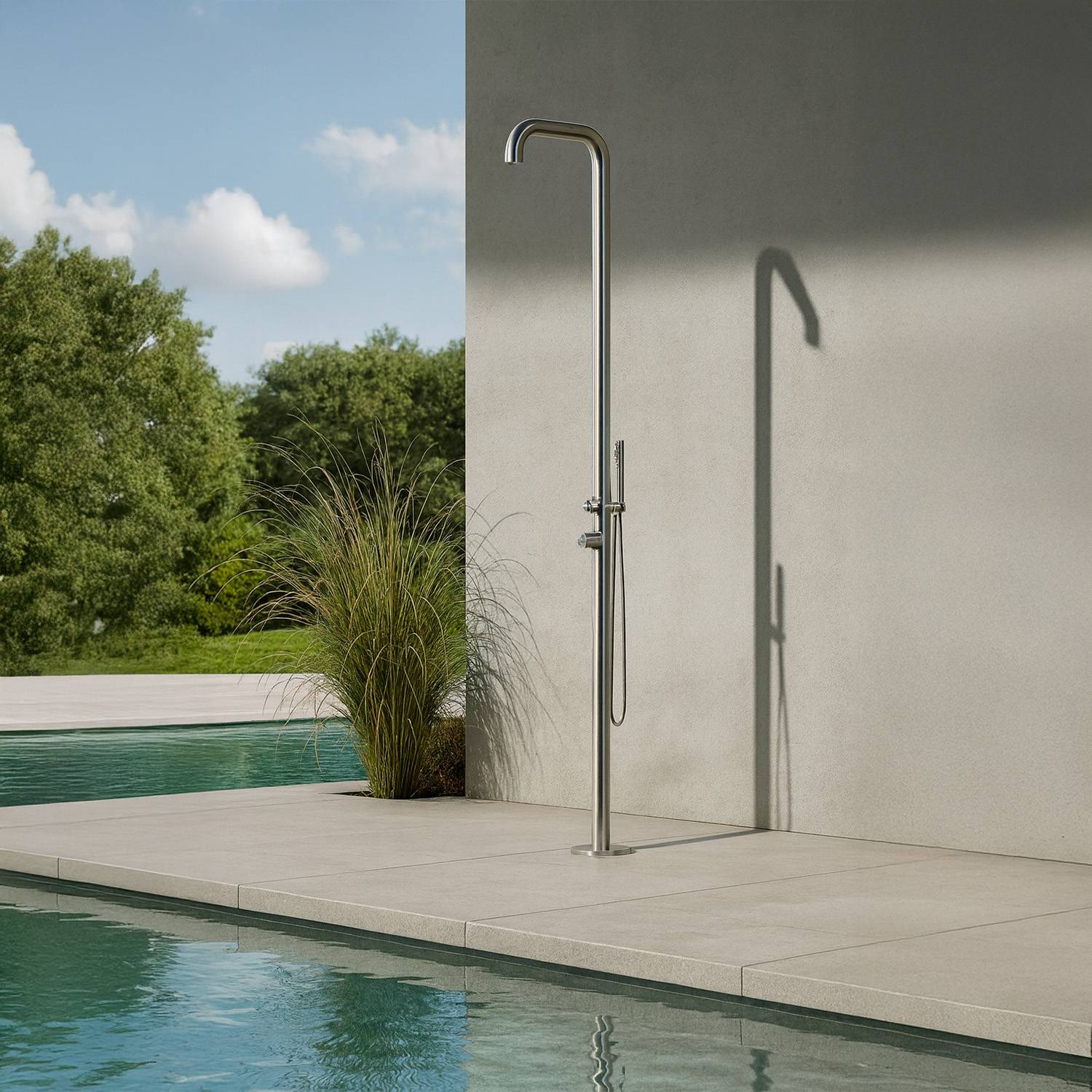Douche exterieure inox satinee 316 avec flexible mitigeur chaudfroid et inverseur - Image 1