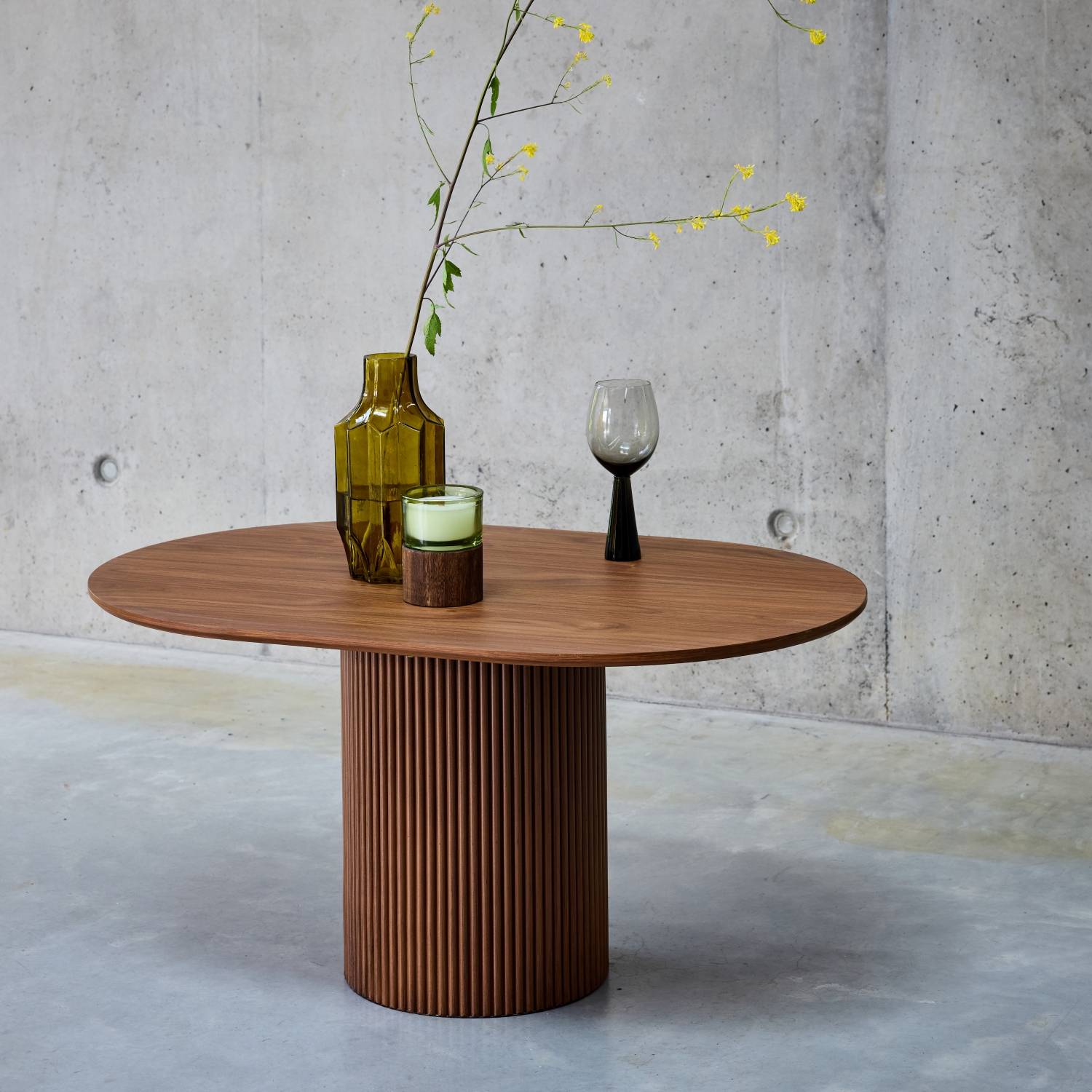 sweeek - Table basse oblongue décor bois sculpté 90cm. couleur noyer | sweeek - Image 1