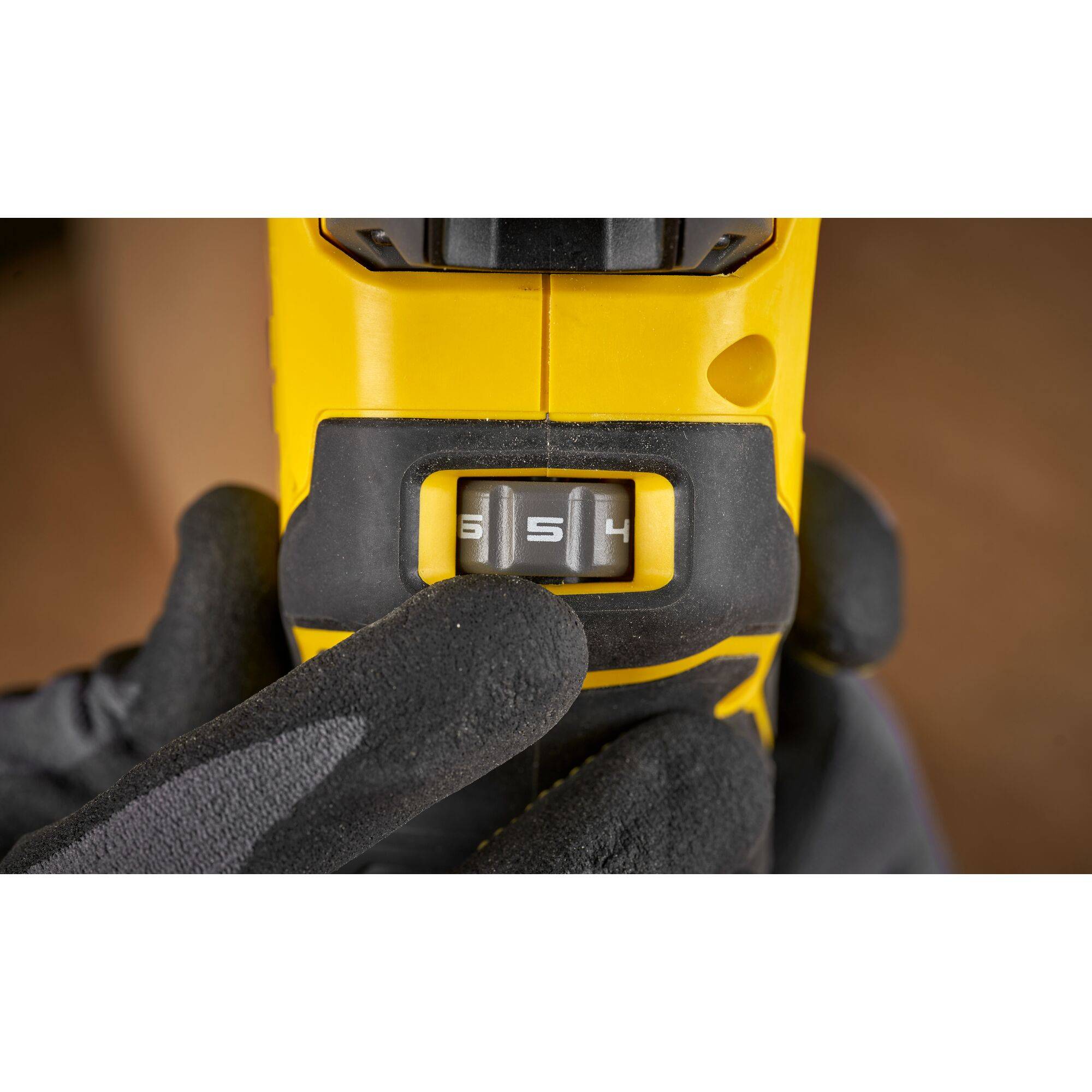 stanley - STANLEY FATMAX V20 Affleureuse Brushless 18V - SFMCW400B-XJ - Livrée Sans Batterie - Image 6