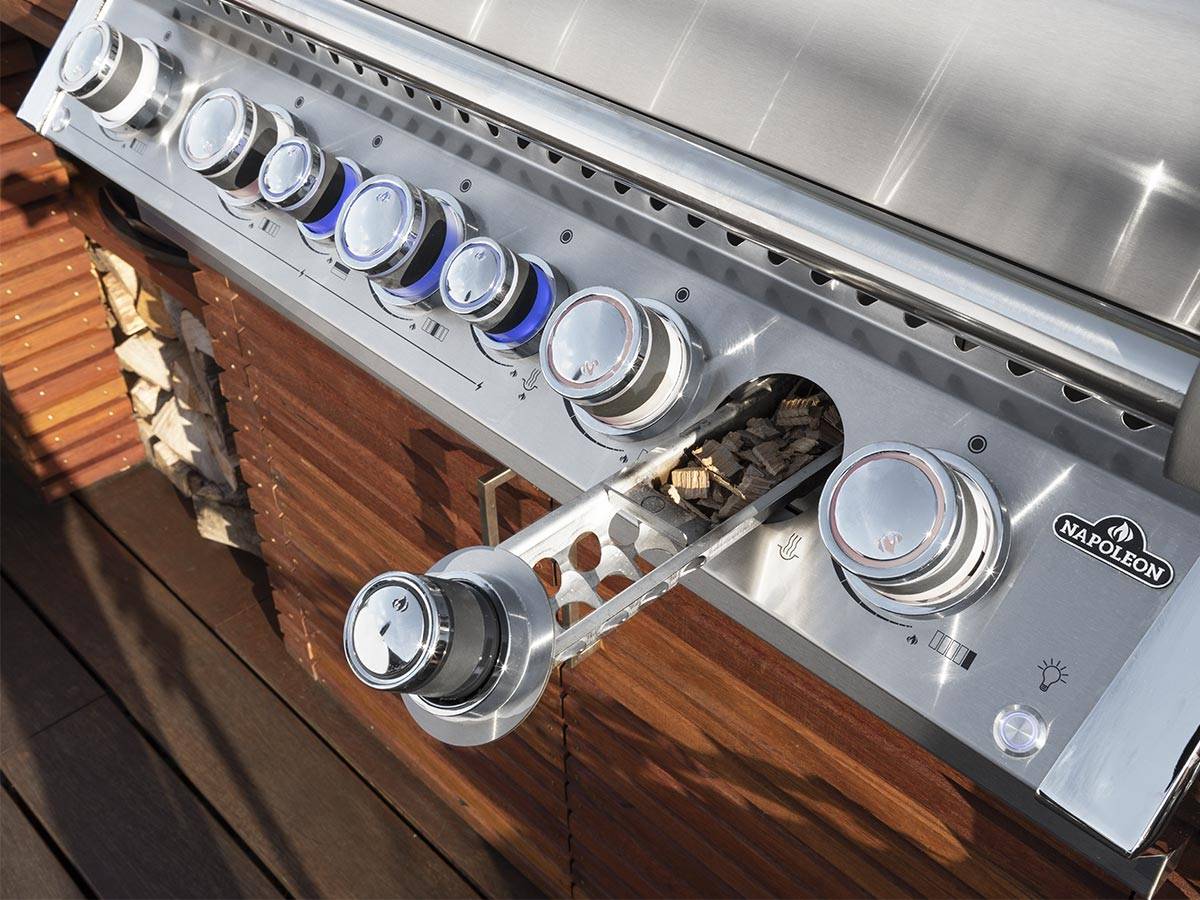 Napoleon - Barbecue gaz encastrable Prestige Pro 665 inox avec rôtissoire - Napoleon - Image 6