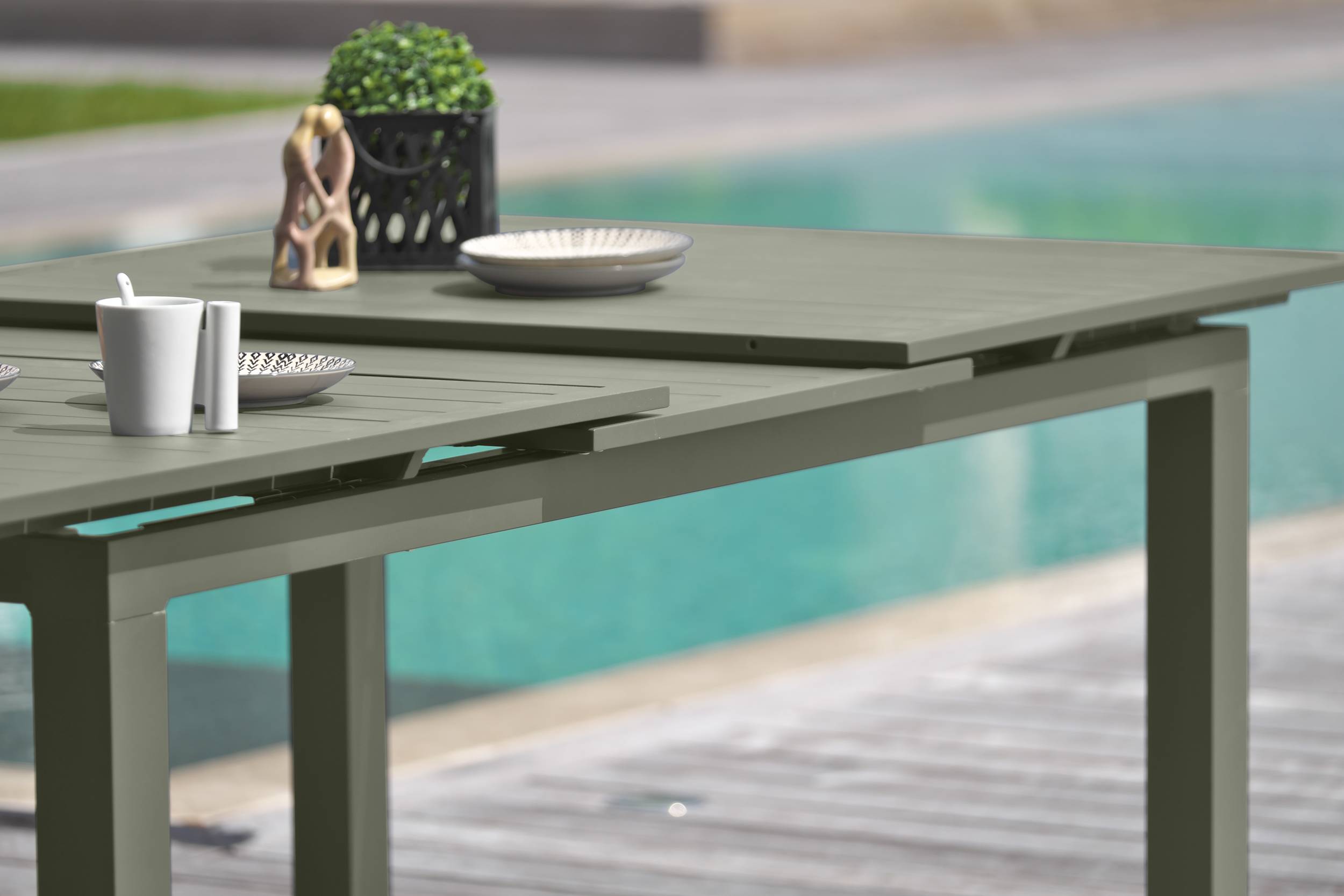 Dcb Garden - Table de jardin MIAMI 240/300 cm en aluminium kaki - DCB GARDEN - Image 2