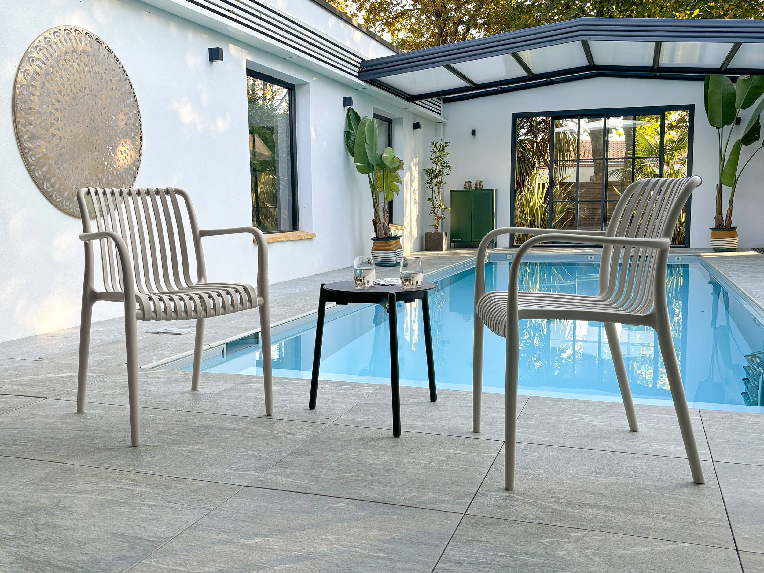 Fauteuil de jardin empilable en Polypropylène - Sable - TIAGO - Image 5