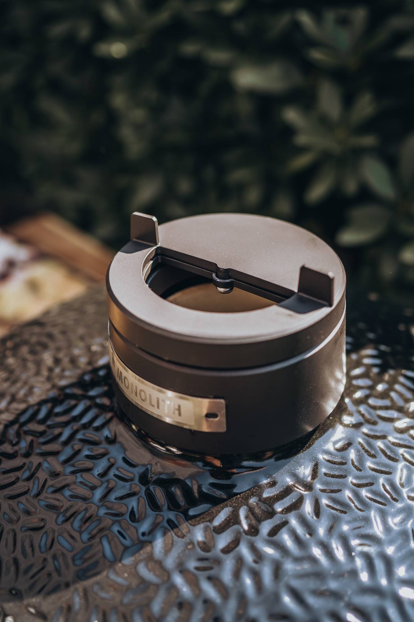 Kamado Monolith CLASSIC Noir ProSerie 2.0 + Chariot - Image 7