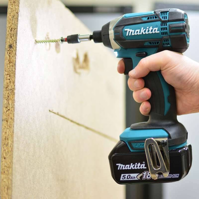 Makita - Visseuse à chocs 18V LXT 4.0 Ah 165 Nm - MAKITA - avec 2 batteries 4Ah , chargeur, MakPac - DTD152RMJ - Image 4