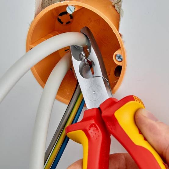 Knipex - Pince à dégainer accès difficile - Isolés 1000 V - Ø 13 mm - KNIPEX -13 46 165 - Image 3