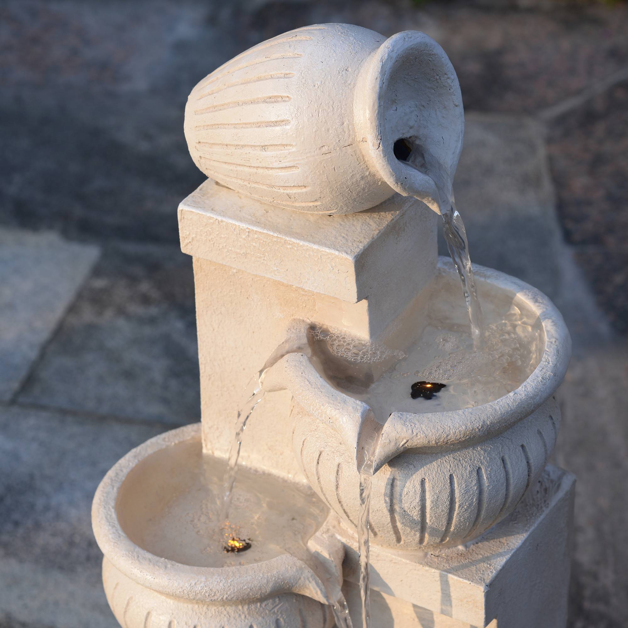 Teamson Home - Fontaine Solaire Cascade 4 Niveaux LED Effet Pierre Naturelle, Teamson Home - Image 5