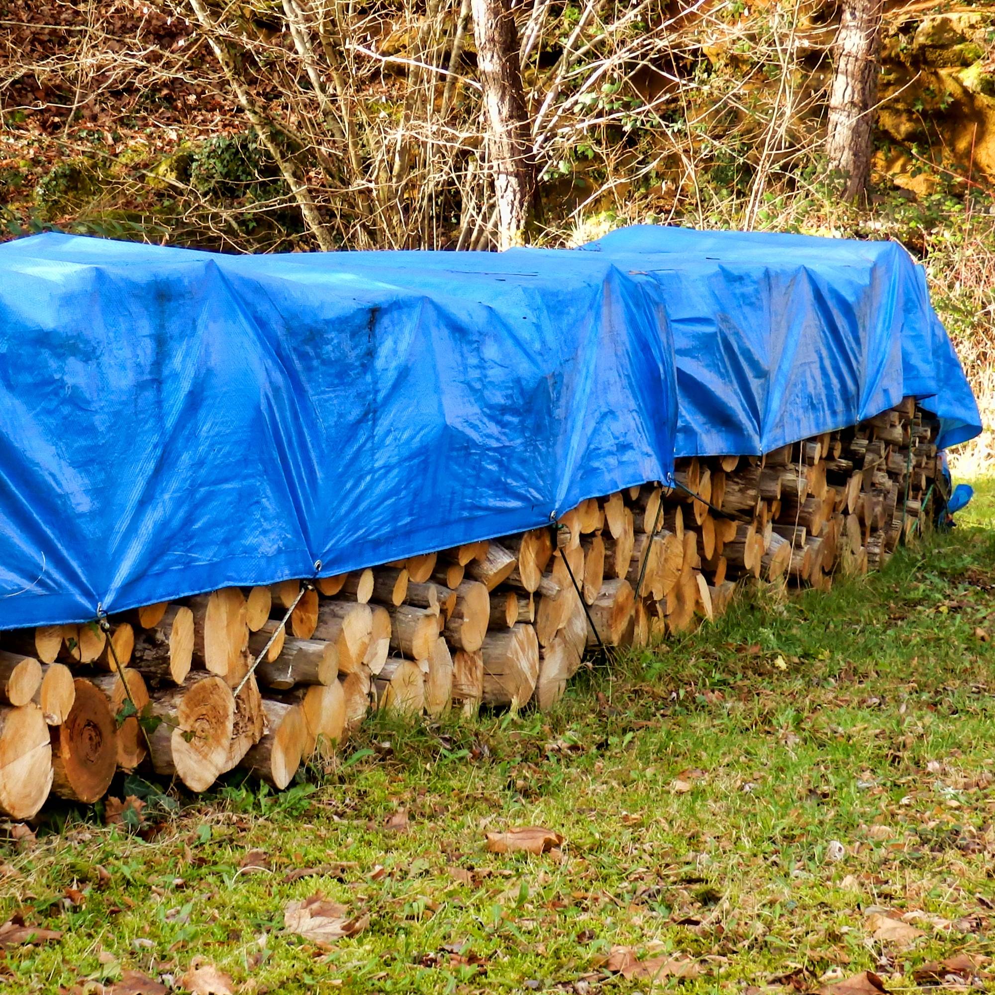 Bâche de Protection Imperméable à l'Eau avec Oeillets - 1,5x6 m 9m² 260 g/m² -Polyéthylène PE Bleu -Résistant à la Moisissure - Image 6