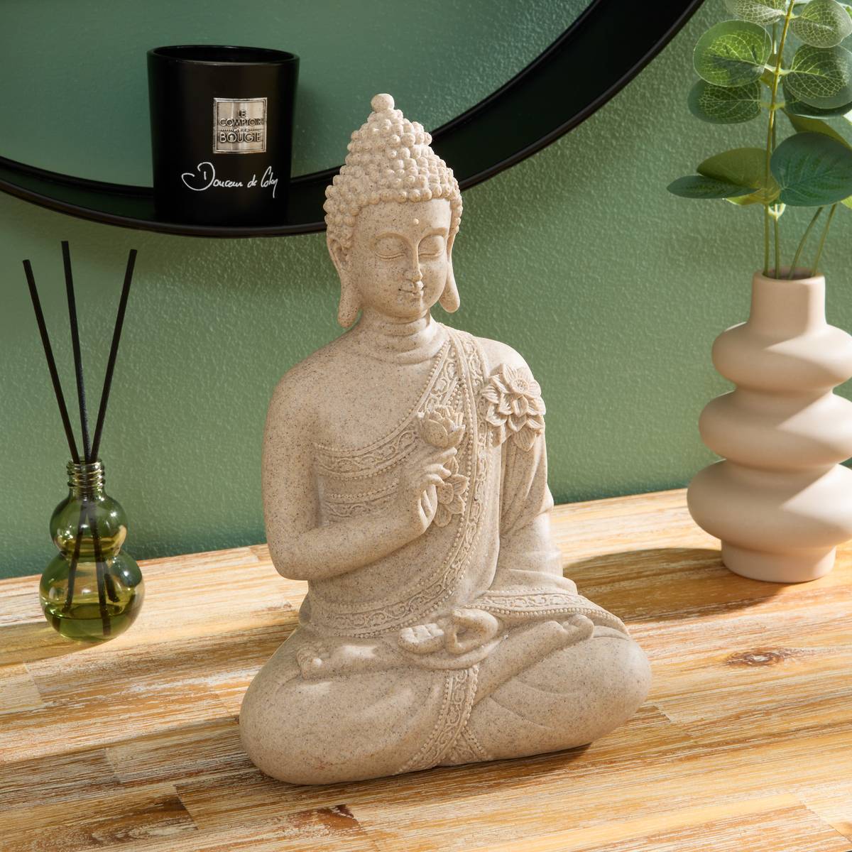Atmosphera - Statue bouddha assis Salma 17x10,5x27cm beige - Atmosphera Créateur d'intérieur - Image 1