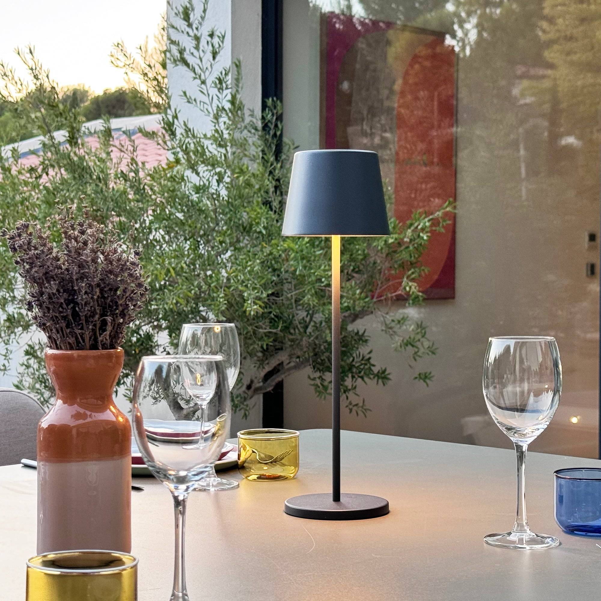 Lumisky - 6 Lampes de table KELLY Gris H38cm + base de chargement - Image 2