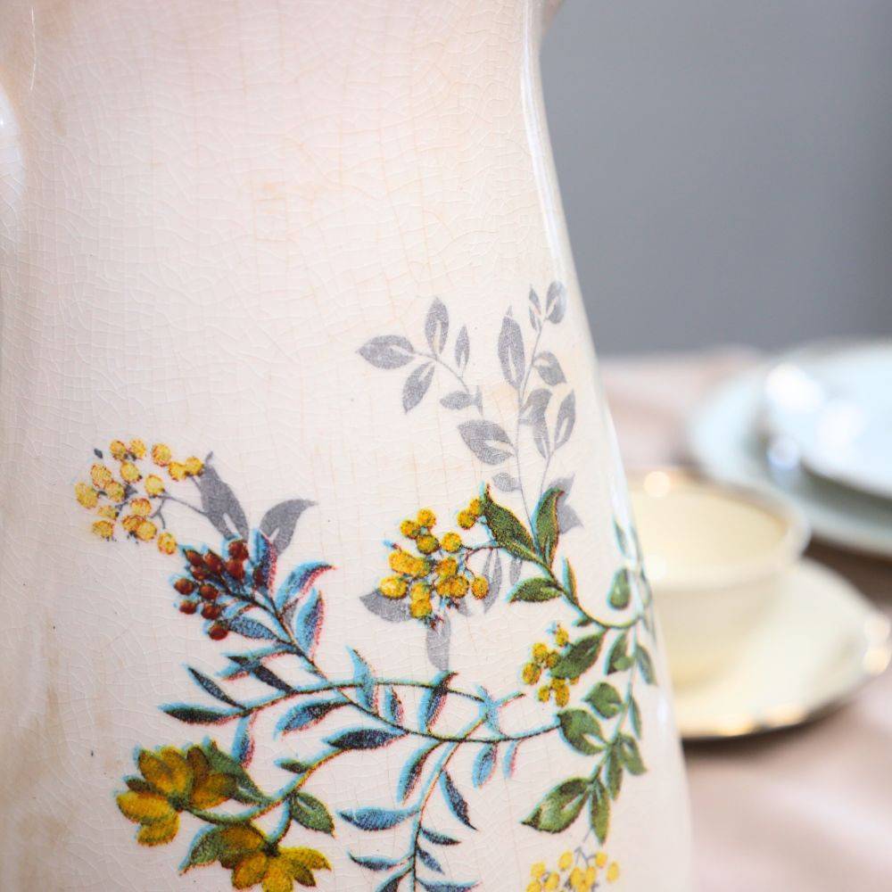 Pichet vase en céramique beige 20 x 14 x 25 cm Chemin de campagne - Image 3