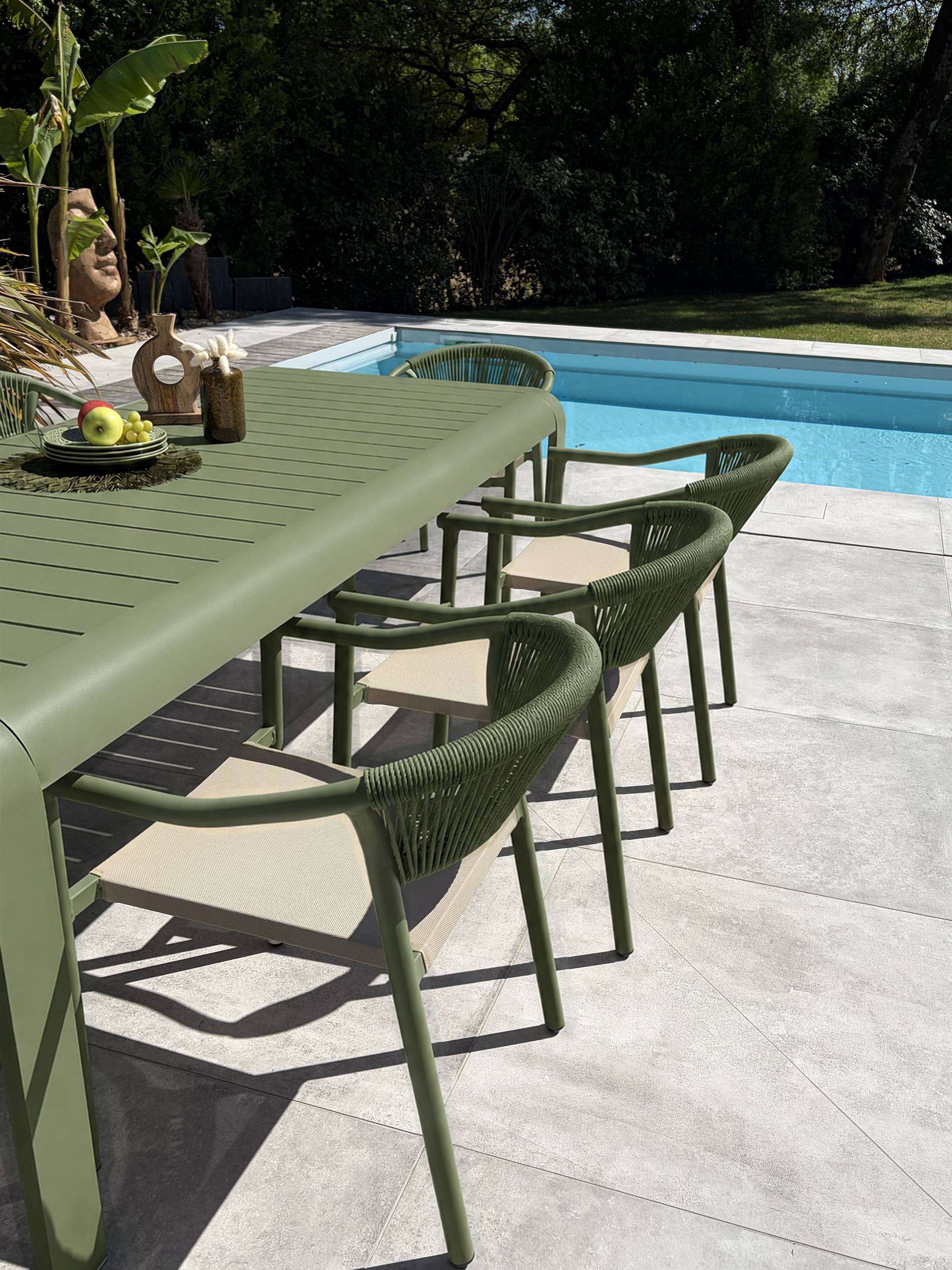 Dcb Garden - Ensemble repas de jardin en aluminium 8 places  - Vert olive - HANOI - Image 2