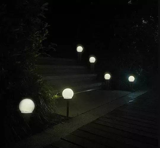 Importdistrib - IMPORTDISTRIB Lot de 6 Lampe boule de jardin solaire Lumineux IMPORTDISTRIB - Image 6