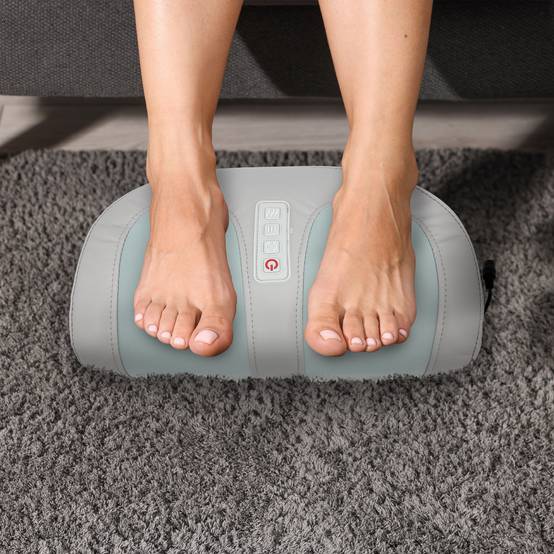 FISHTEC Masseur de Pieds Chauffants - Appareil de Massage Shiatsu - 2 Sens de Massage - 3 Vitesses - Tissus Respirant - Format Compact - Image 4