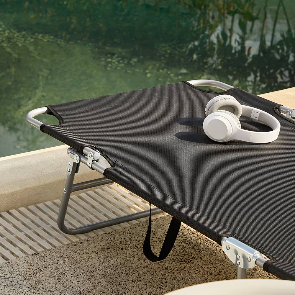 Bain de Soleil Transat de Jardin Chaise Longue Pliable, Réglable et Inclinable Noir L.195 x l.62 x H.29 cm SoBuy - Image 4