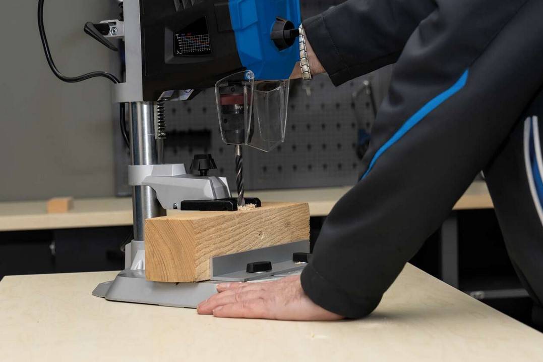 Scheppach - Perceuse à colonne 13mm 710W DP60 vitesse variable laser SCHEPPACH - 5906821901 - Image 3