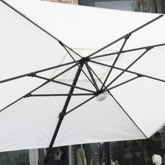 Parasol déporté rotatif 360° inclinable aluminium noir toile écrue 4x3 m Poseidon - Gecko Jardin - Image 3