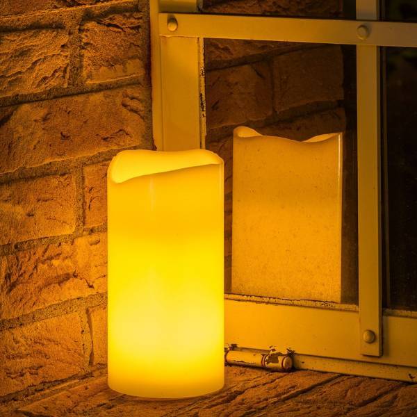 Bougie en cire naturelle Ivoire à piles 2 LED blanc chaud effet flamme H20cm L10cm Timer Lotti - Image 10