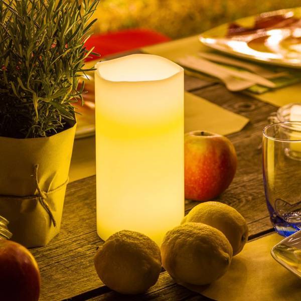 Bougie en cire naturelle Ivoire à piles 2 LED blanc chaud effet flamme H20cm L10cm Timer Lotti - Image 7