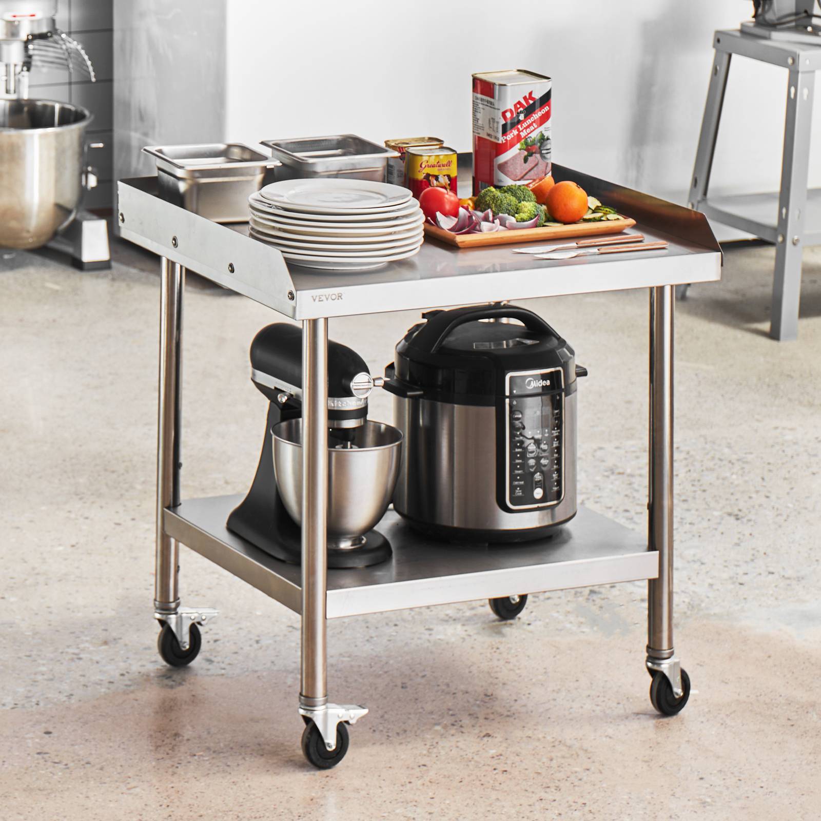 Vevor - VEVOR Table préparation métal 24"x28"x30", 4 roulettes, protection 3 côtés inox. Pour restaurants, hôtels. - Image 8