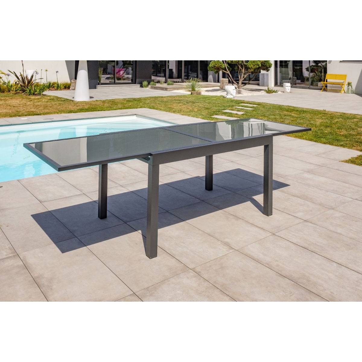 Dcb Garden - Table de jardin 10 places en aluminium et plateau verre - Gris anthracite - TOLEDE - Image 5