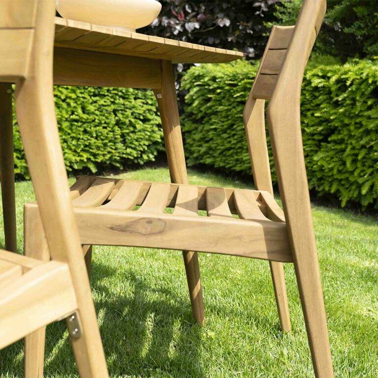 Wilsa Garden - Salon de jardin bois teck 4/6 places avec 4 chaises NAPLES - Image 5