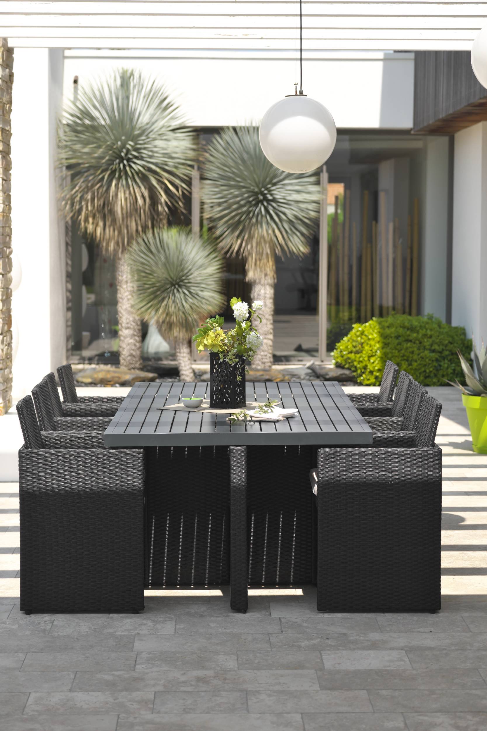 Dcb Garden - Ensemble repas encastrable 8 places résine tresséee - Noir - PVC-8-ALU - Image 9