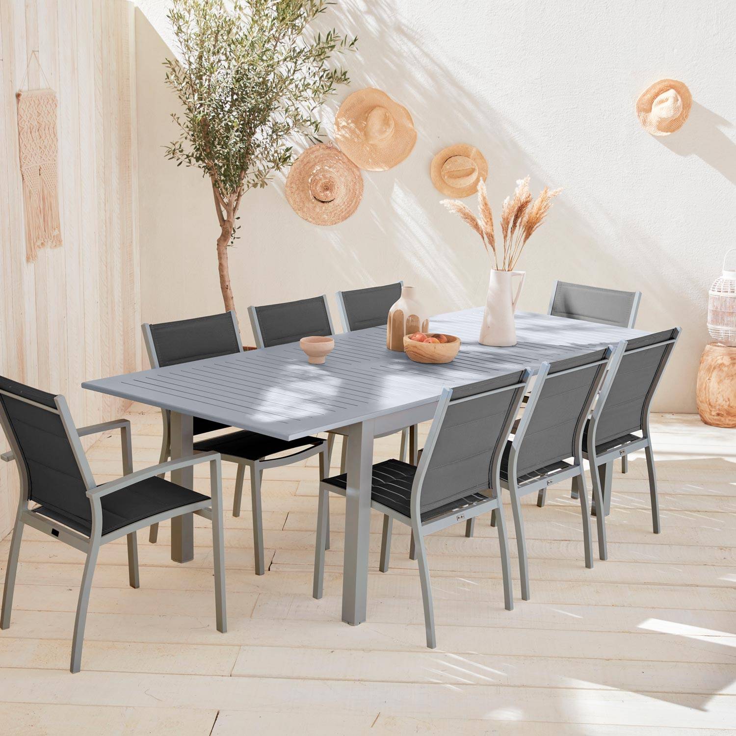sweeek - Table de jardin extensible aluminium + 8 assises - Chicago Gris - Table en aluminium 175/245cm avec rallonge et 8 assises en textilène | sweeek - Image 1