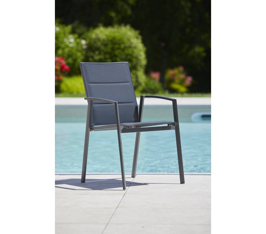 Ozalide - Ensemble table et chaises de jardin 8 places Chêne doré et Nuit Anthracite JULINEA - Image 3
