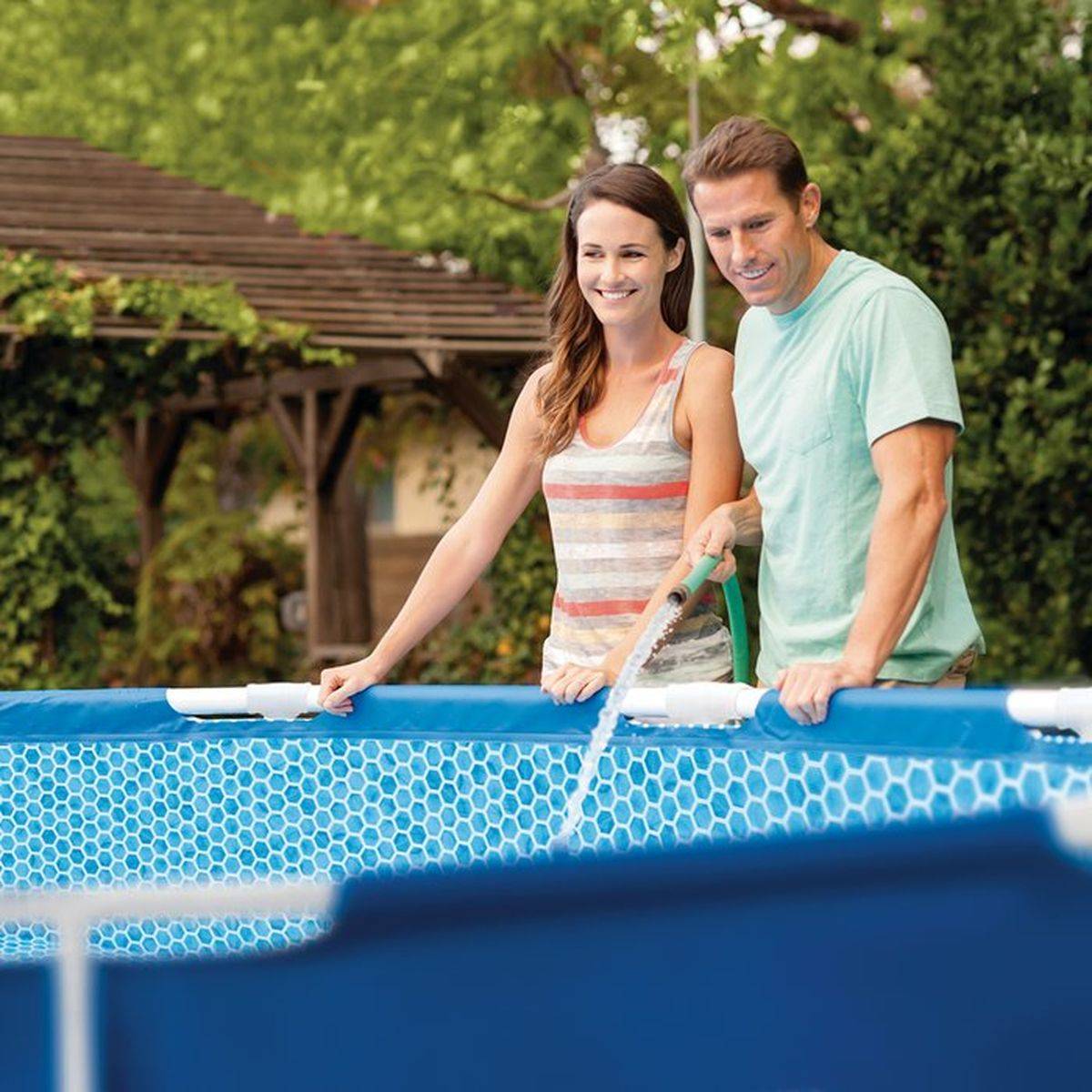 Piscine hors sol ronde châssis métal Ø 305 x 76 cm, liner triple épaisseur, pompe à cartouche 1 m³/h Intex - Image 4