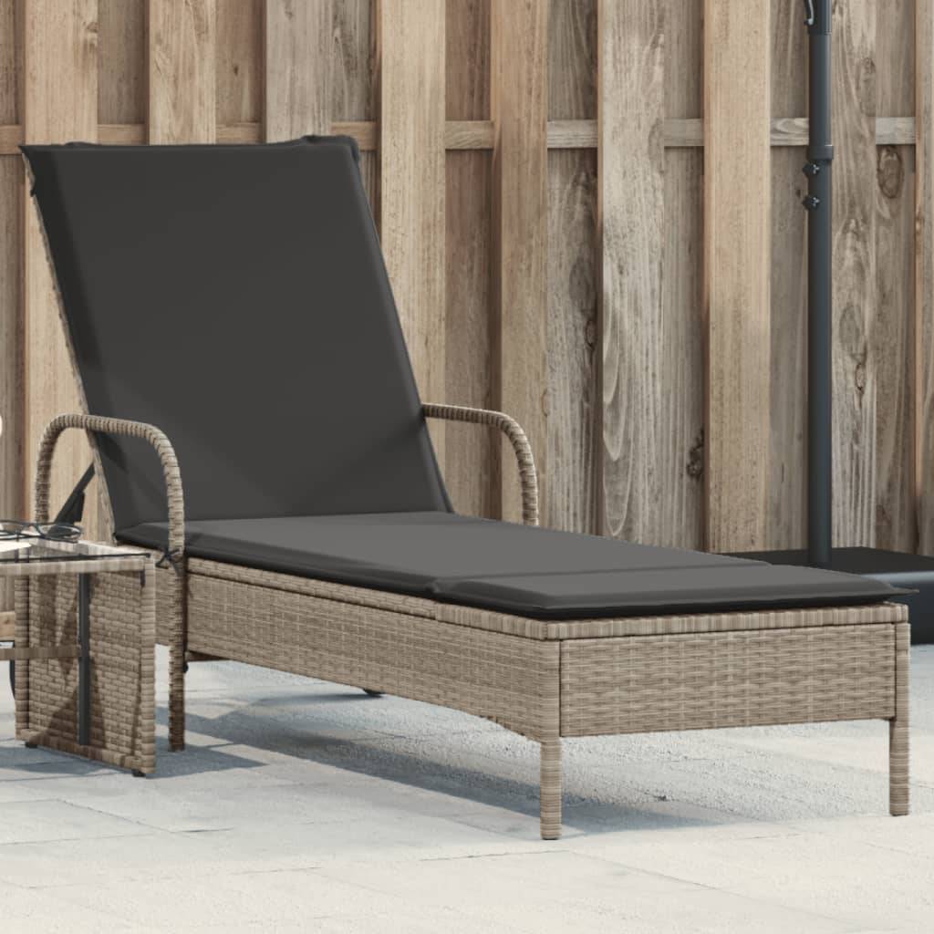 Chaise longue avec roulettes et coussin gris clair résine tressée 61 x 161 x 87 cm - PANGIVO - Image 1