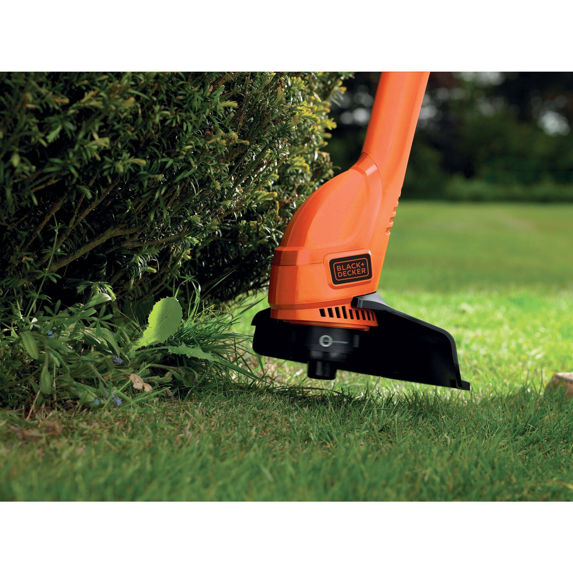 Black & Decker - BLACK+DECKER Coupe-Bordure électrique filaire 250W largeur de coupe 23 cm GL250-QS - Image 2
