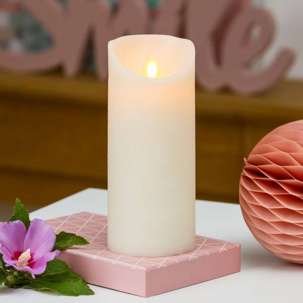 Bougie LED à piles en cire naturelle Blanche Flamme en mouvement H18cm Timer Blanc chaud Lotti - Image 6