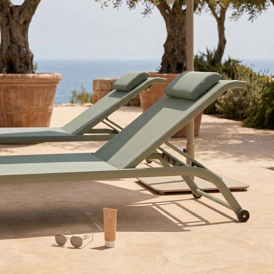 Oviala - Lot de 2 bains de soleil inclinable avec roues vert cactus Olmeta - Oviala - Image 5