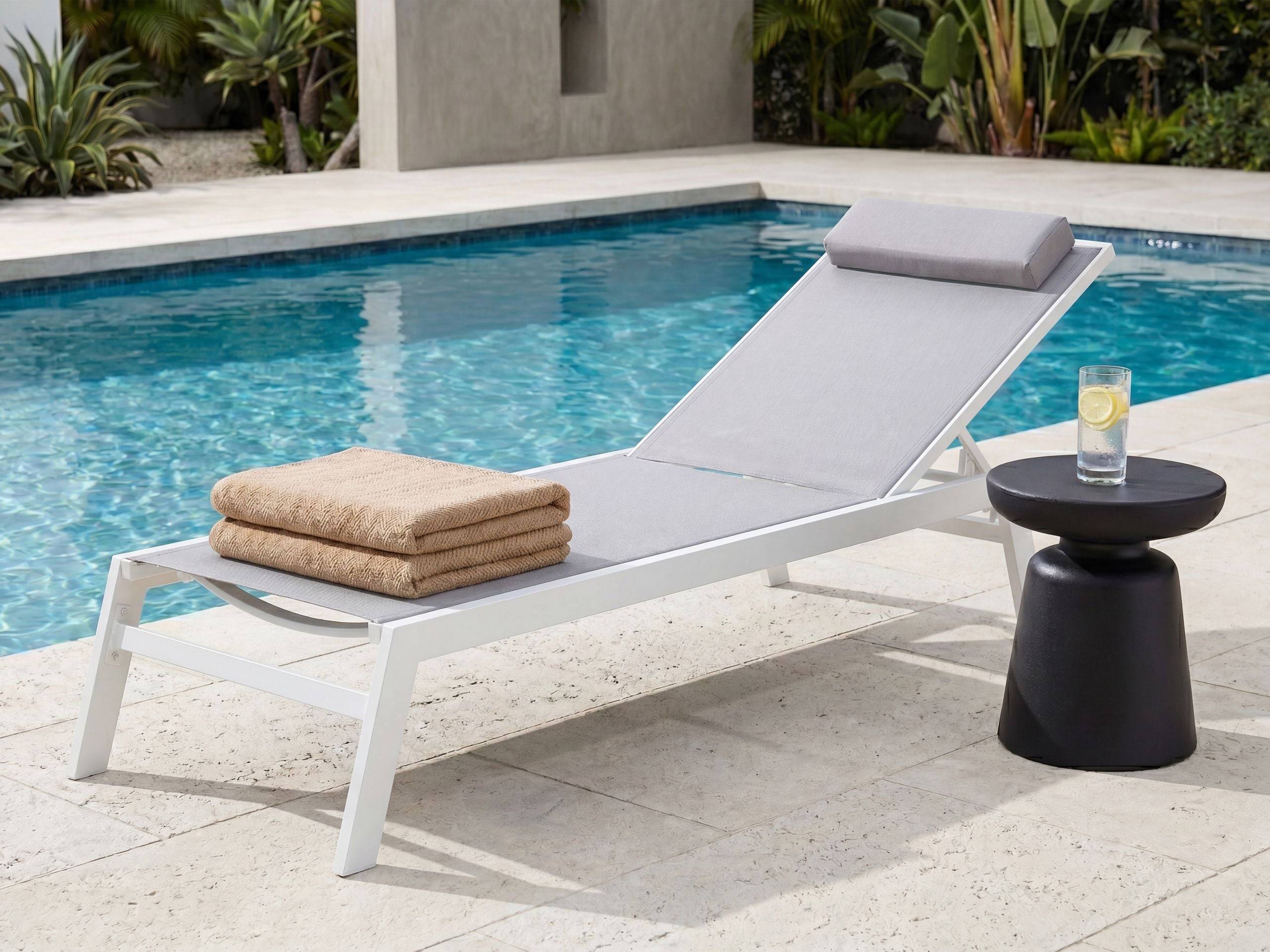 Beliani - Chaise longue Aluminium Gris CATANIA - Beliani - Image 1