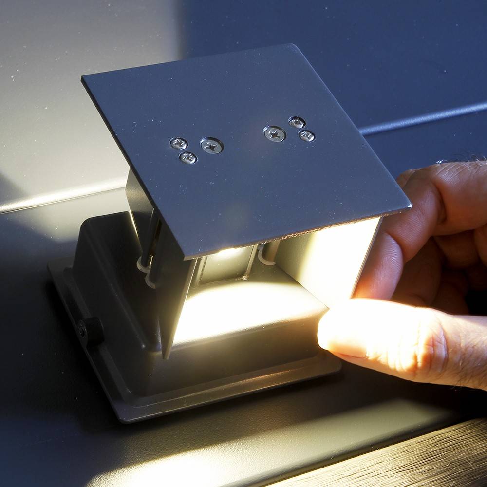 Decklinea - Applique LAKKA 100x100 6W-220V Blanc Chaud - IP67 - Aluminium - Spot LED à visser - Image 5