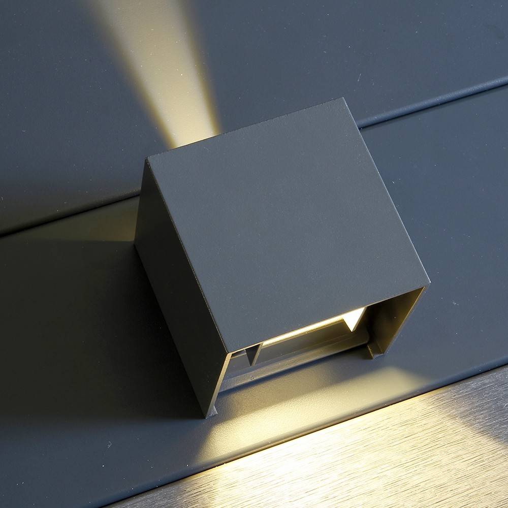 Decklinea - Applique LAKKA 100x100 6W-220V Blanc Chaud - IP67 - Aluminium - Spot LED à visser - Image 4