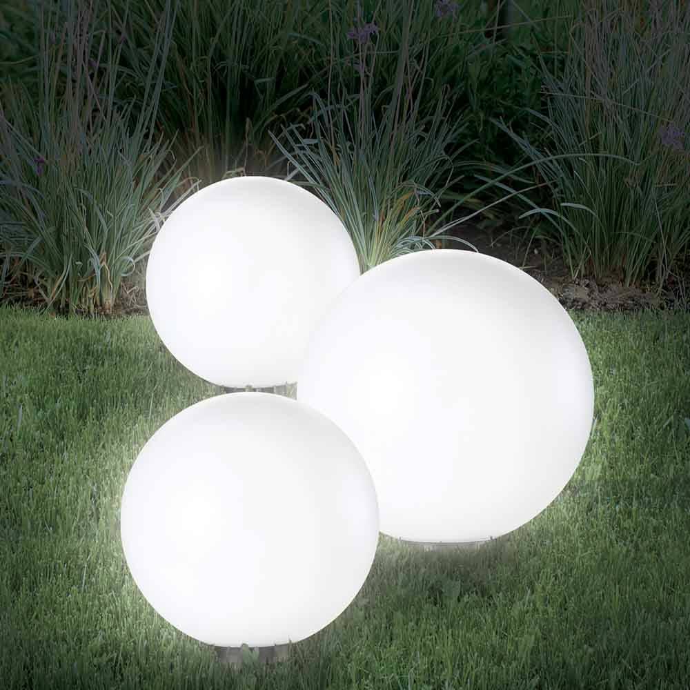 Boule lumineuse solaire pour jardin - 30 cm - Blanc - TERRE JARDIN - Image 2