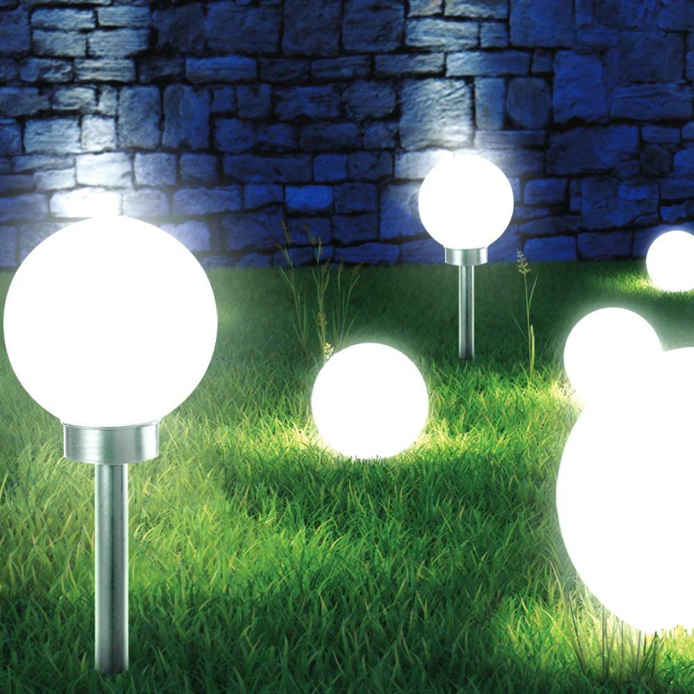 Boule lumineuse solaire pour jardin - 30 cm - Blanc - TERRE JARDIN - Image 3