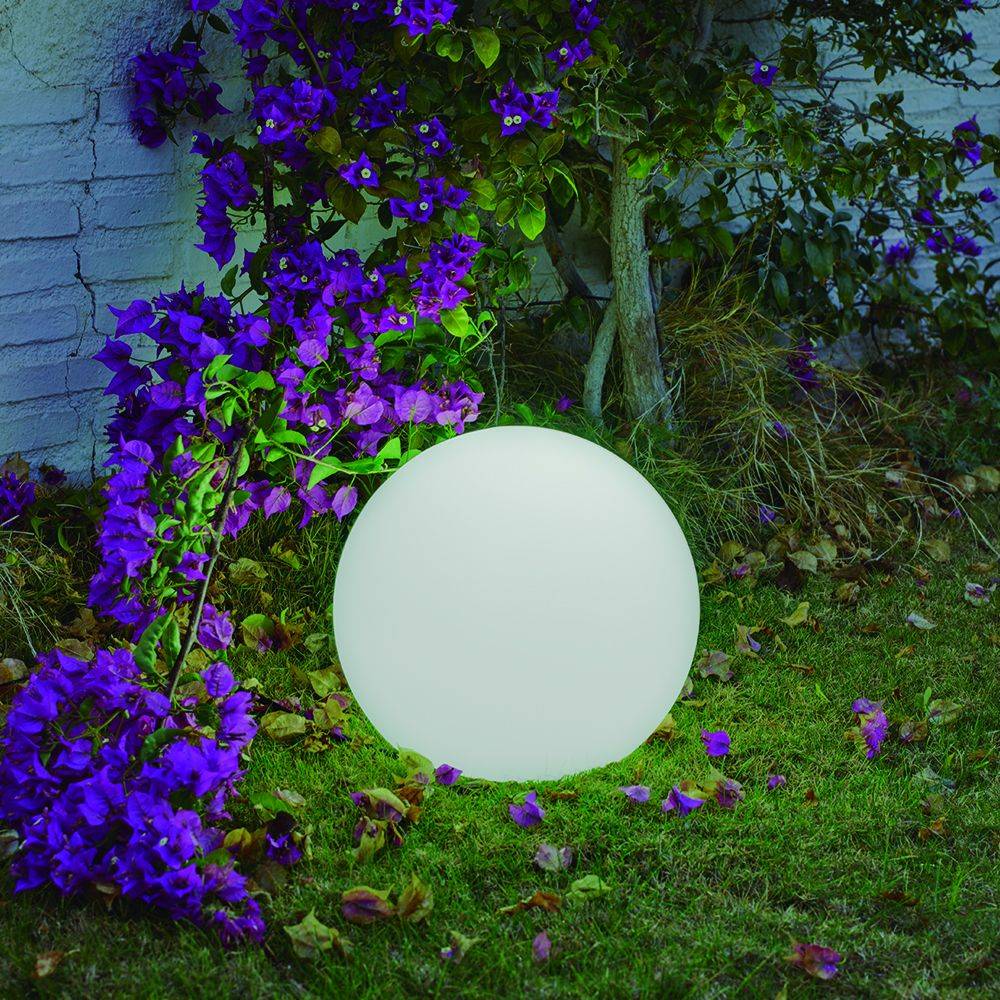 Boule lumineuse décorative 60 cm très résistante. Câble avec lumière LED blanc froid. Fabriqué en Espagne. BULY - Image 4